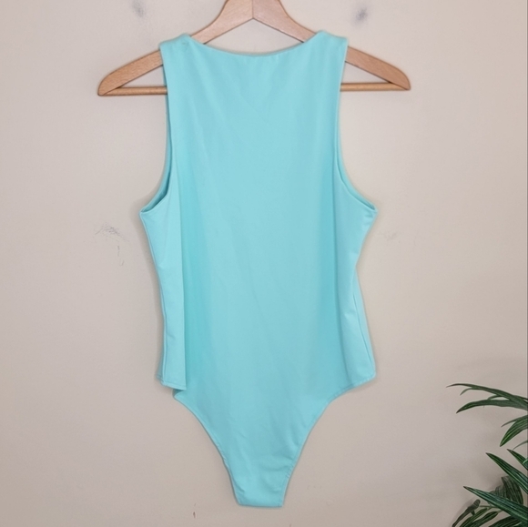 Everyday Chic Boutique | Better Than Ever Mint Green Bodysuit - Picture 3 of 8